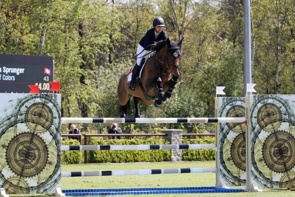 Egie of Colors - Janika Sprunger - 4