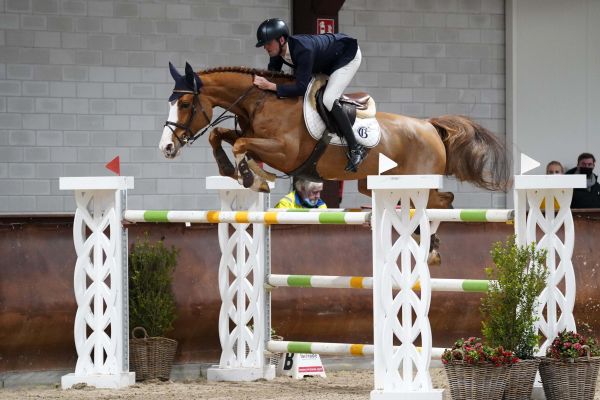 Notre Dame van 't Roosakker - 1