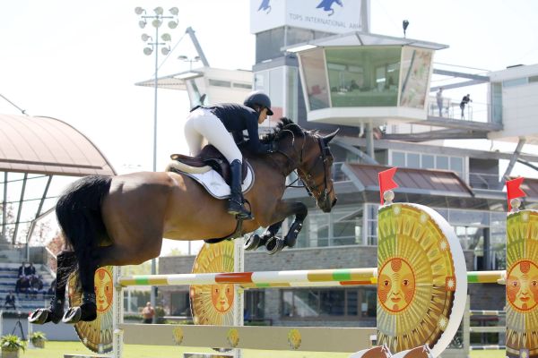 Egie of Colors - Janika Sprunger - 3